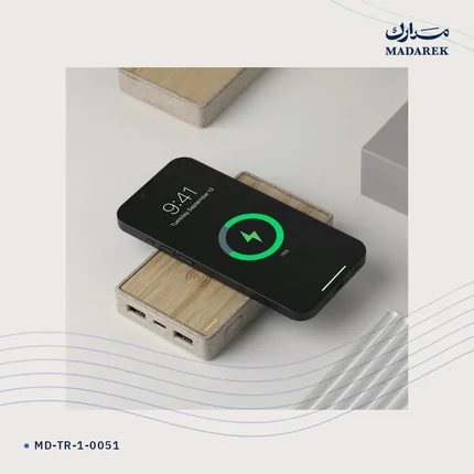 Power Bank — Bamboo · Wireless Charging