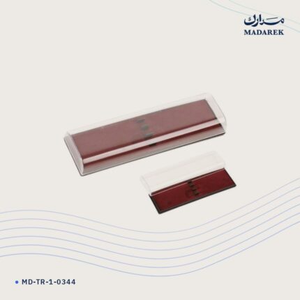 علبة أقلام — بلاستيك