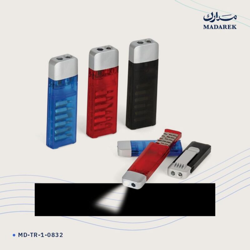 طقم مفكات — مع مصباح